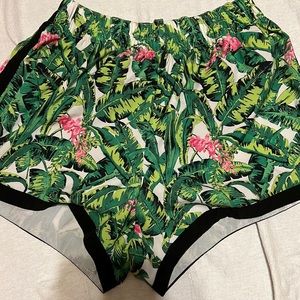 Zelos running shorts